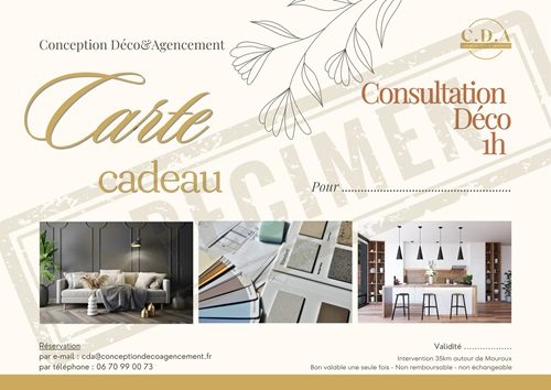 Carte cadeau pour une consultation déco, avec des échantillons de couleurs et d'intérieurs.